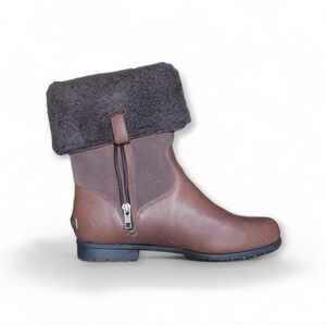 UGG Bellevue III Fold-Over Shearling Leather Boots Brown Size 7 Waterproof